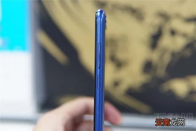 荣耀畅玩7C配置参数怎么样？