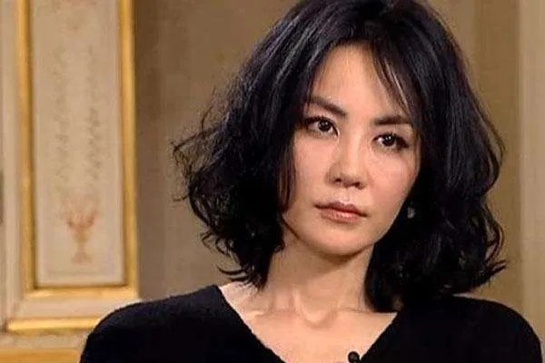 谢霆锋被爆求婚王菲4次被拒，他们的真实关系是怎样的？