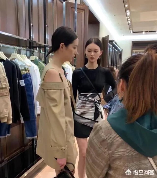 你如何看待赵薇和黄有龙之间的感情?