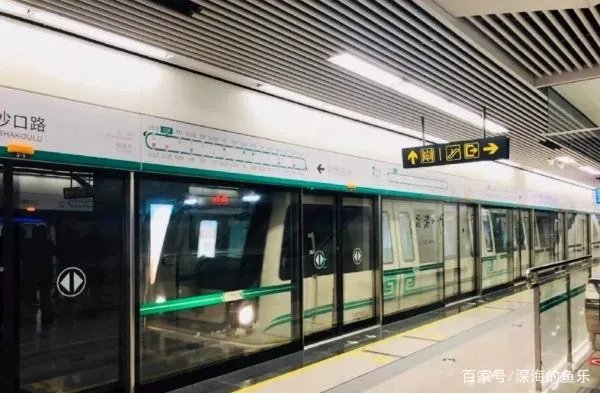 在郑州地铁5号线车厢里给大家鼓劲儿的女子去世了，她是如何“掉队”的？