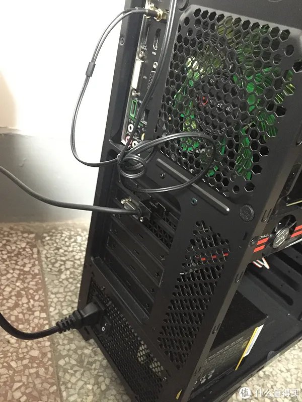 这货没人晒 篇二:海盗船H100i-GTX散热器开箱附安装过程