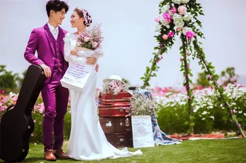 厦门外景婚纱照怎么拍 外景婚纱照拍摄攻略