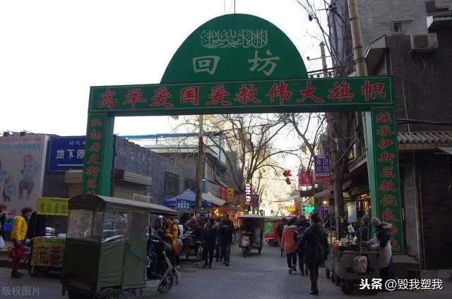 游某一地，在当地租房住一个月，然后深度游，可行吗？有何好建议？