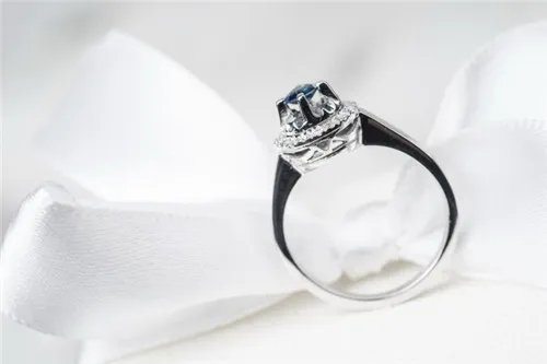 钻石购买指南有哪些 2017购买钻石戒指技巧