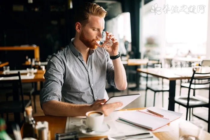 鸡尾普洱大肚子茶有什么作用？