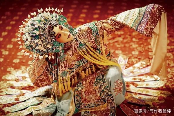 李玉刚暴露自己的真实品行，他是一个什么样的人？