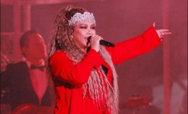 张惠妹华丽转身令粉丝不淡定，曾经胖到霸屏，如今变成何样？