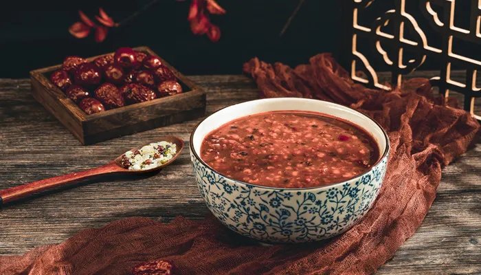 腊七腊八冻死寒鸦的意思 腊七腊八冻死寒鸦的意思说明了什么