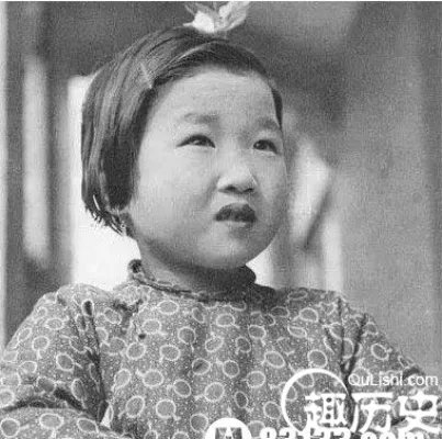 揭秘最年轻的妈妈生活 还是孩子的她们居然当妈