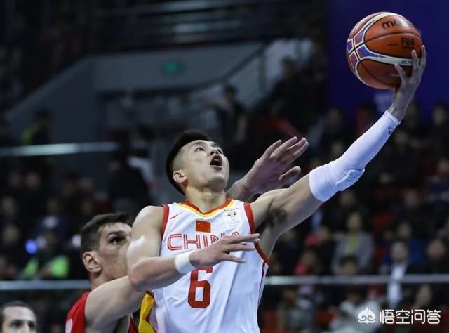 中国男篮红蓝两队合并首战101:52大胜叙利亚，如何评价本场比赛？