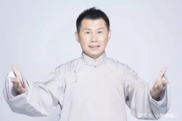 何云伟天桥商演失利,郭德纲深夜发文感慨,昔日德云一哥为何如此凄凉?