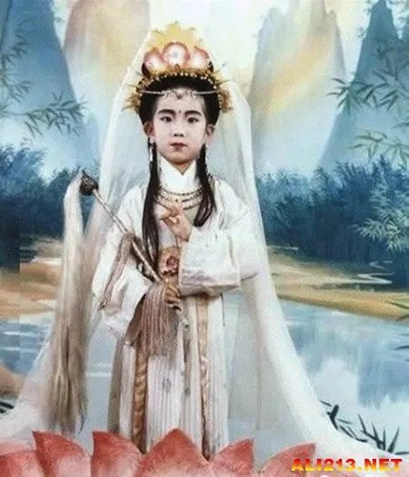 想当初贫僧也是驱魔人 那些不堪回首的童年照片