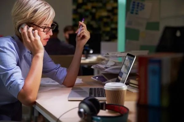 按照劳动法规定“自愿加班不算加班”？