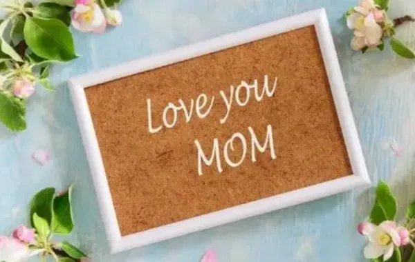 第一个母亲节朋友圈怎么发