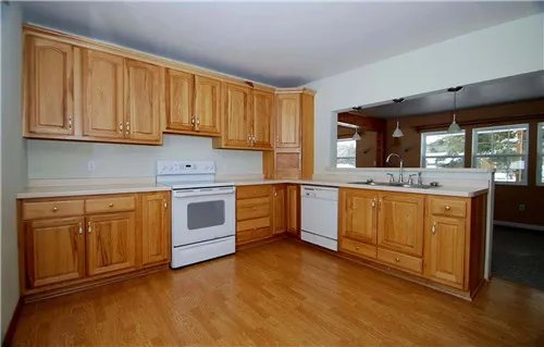 欧铂丽橱柜和欧派有什么区别 如何正确选购橱柜