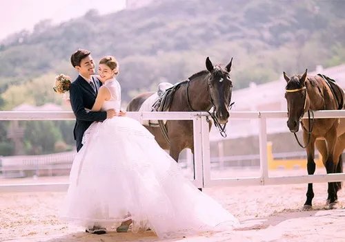 婚纱摄影主题有哪些 2017流行的婚纱摄影风格