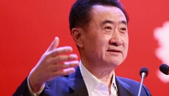 王健林宣布万达告别房地产？