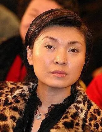 陈红整容事件曝光 模样大变遭质疑