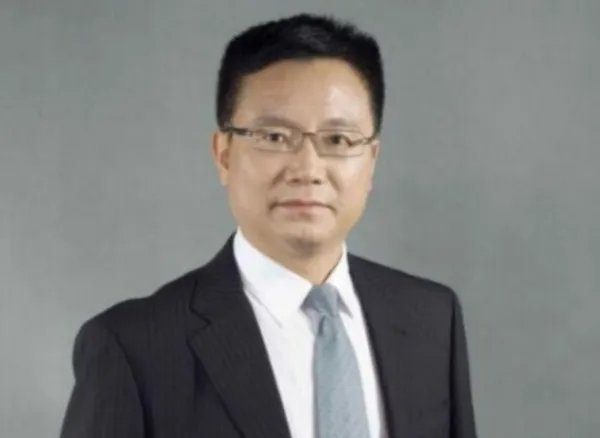 成都大学校长王清远用其经历告诉了我们什么？