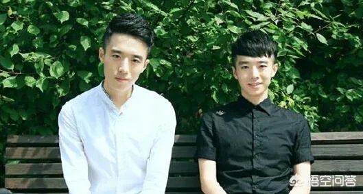 北大最帅双胞胎消费