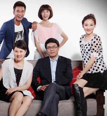 新恋爱时代分集剧情介绍 王海鸰担任编剧张晓光执导