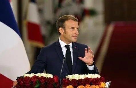 法国拟延长父亲产假至28天？