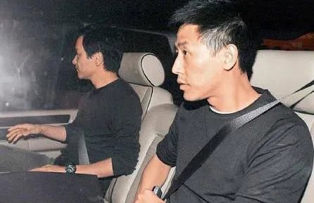 张国荣和唐鹤德吻照,张国荣唐鹤德的爱情故事