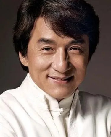 成龙和迈克尔杰克逊认识吗？ 成龙遗憾未接迈克尔杰克逊电话