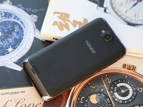 向期货说不 当前能买到的八款新品手机