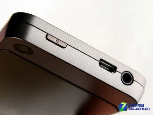 军工级品质双卡安卓智能机 金长虹v7评测