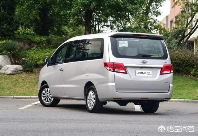 10万左右买什么商务车？