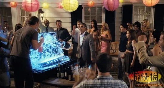 《美国派》强势回归 劲爆“性”限制级预告片