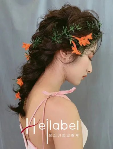 湖南长沙最好的化妆学校是哪一所？在什么地方？