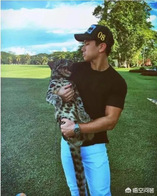 有钱人的世界是什么样的？