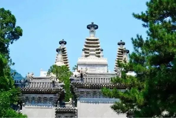 梁思成的手绘中国古建筑，惊艳了世人