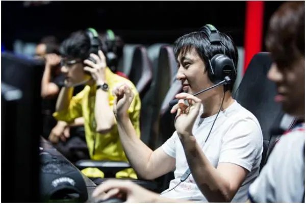 陈赫表演赛打破王思聪100%胜率，陈赫英雄联盟真的比王思聪玩的好吗？