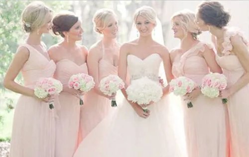 伴娘婚纱颜色禁忌 伴娘穿着的讲究
