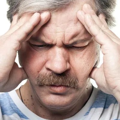 睾丸潮湿是什么原因