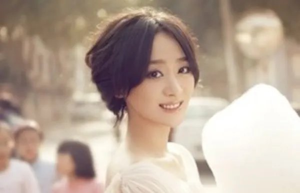 求《步步惊心》片尾曲《三寸天堂》的歌词?