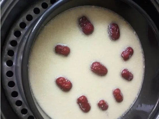 小米面发糕，小米发糕怎么做才松软，纯小米发糕的做法