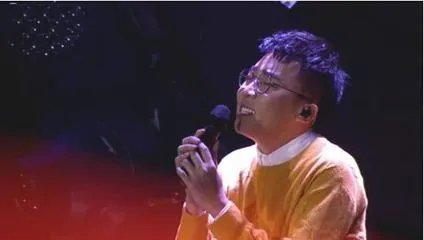 如何评价《梦想的声音》中素人赵骏的表现？