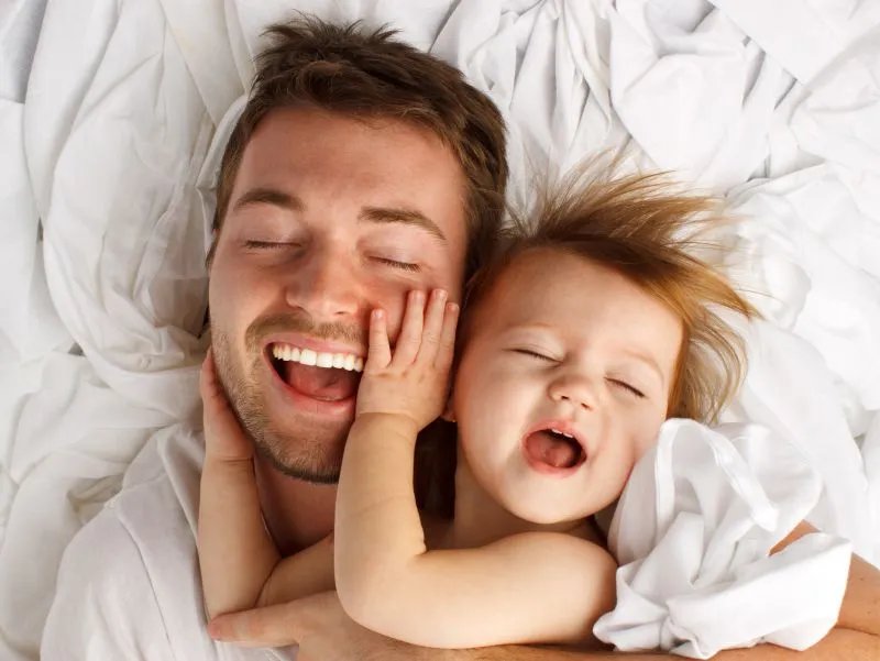 婴儿吃奶后打嗝的原因