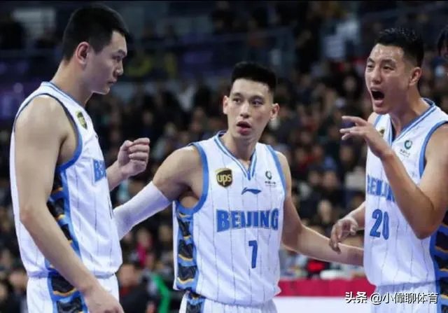 林书豪太难了，砍40+6+3，5项数据全队第一，却无奈本土球员被碾压。你怎么看？