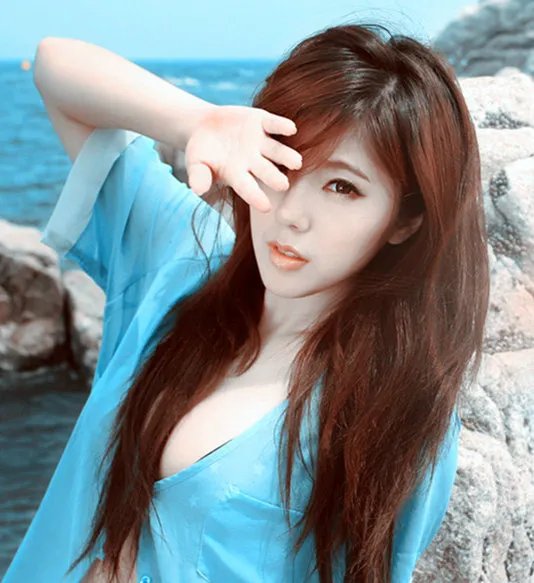 曝赵奕欢素颜照对比 揭秘其是否整容