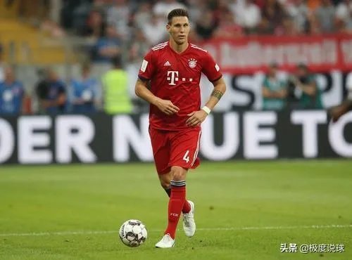 拜仁又一次拿下德甲冠军，豪取八连冠，是什么原因让拜仁在科瓦奇走后迅速复苏？