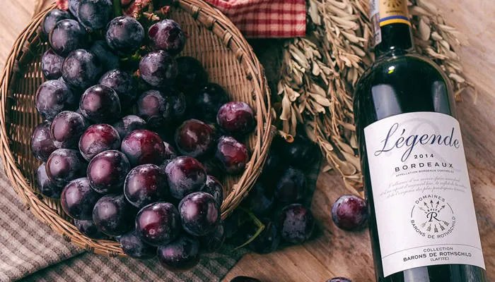 通常葡萄酒瓶身上标注的年份指的是什么 葡萄酒瓶身上标注的年份指的是什么