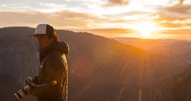 你怎么评价电影《徒手攀岩》？