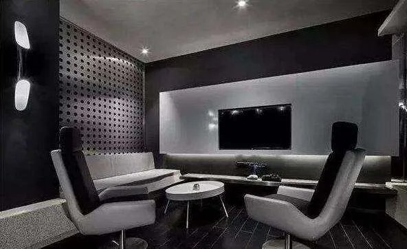 周杰伦开了家“地表最强”网吧