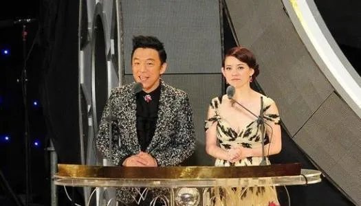 你怎么看黄渤金马奖直播失误他用机智撑了17分钟 ？