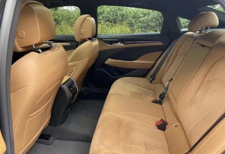 为了家人提君越，比凯美瑞更实在，你们说我买对了吗？